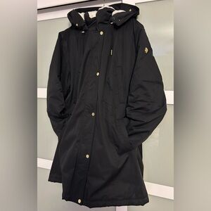Woman’s Parka 2XL. Black with detachable “fur” around the hood. Worn 3 times.